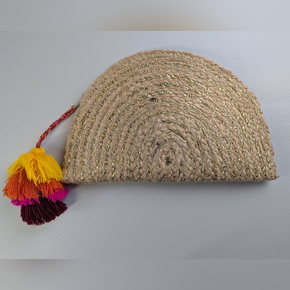 Shiraleah Jute Clutch Purse Crescent Tan Gold Natural Boho Hippie Festival - Picture 1 of 6